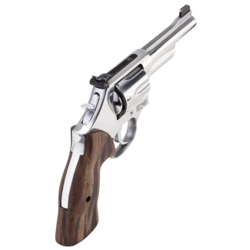 MODEL 686 PLUS